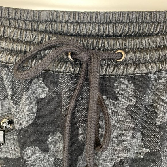 DAVID LERNER x Revolve Faux Leather‎ Camouflage Moto Jogger Sz M - Picture 5 of 13
